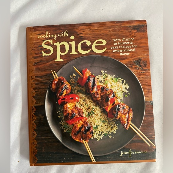 Cookbook - Cooking with spices - Picture 1 of 4